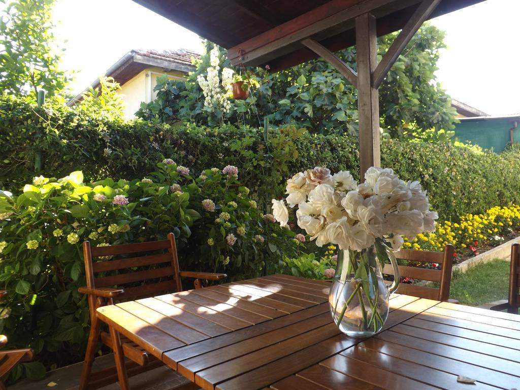 Guest House Hiora Ahtopol Bagian luar foto