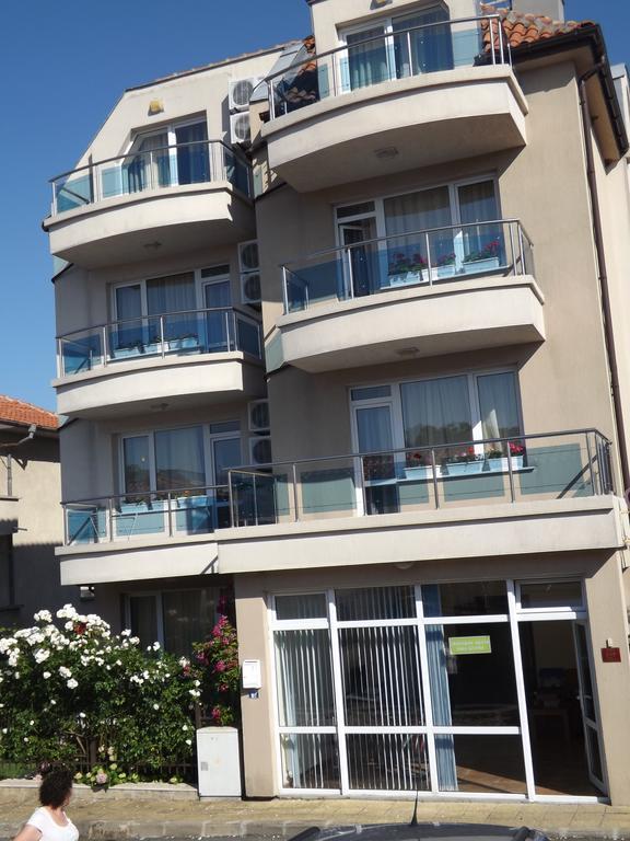 Guest House Hiora Ahtopol Bagian luar foto
