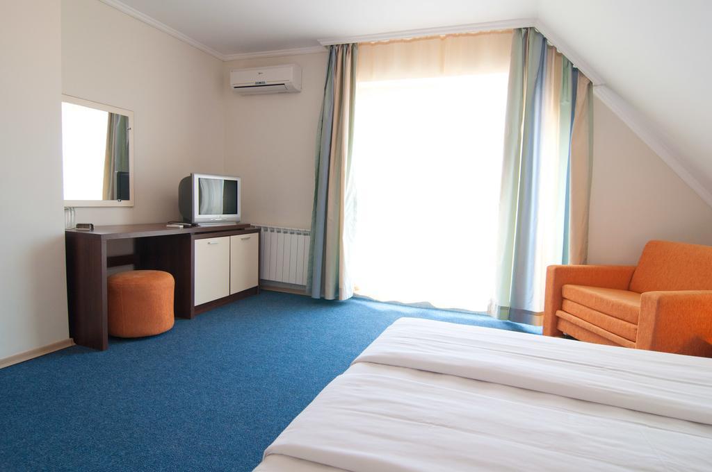 Guest House Hiora Ahtopol Bagian luar foto