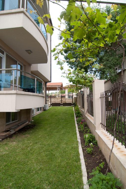 Guest House Hiora Ahtopol Bagian luar foto